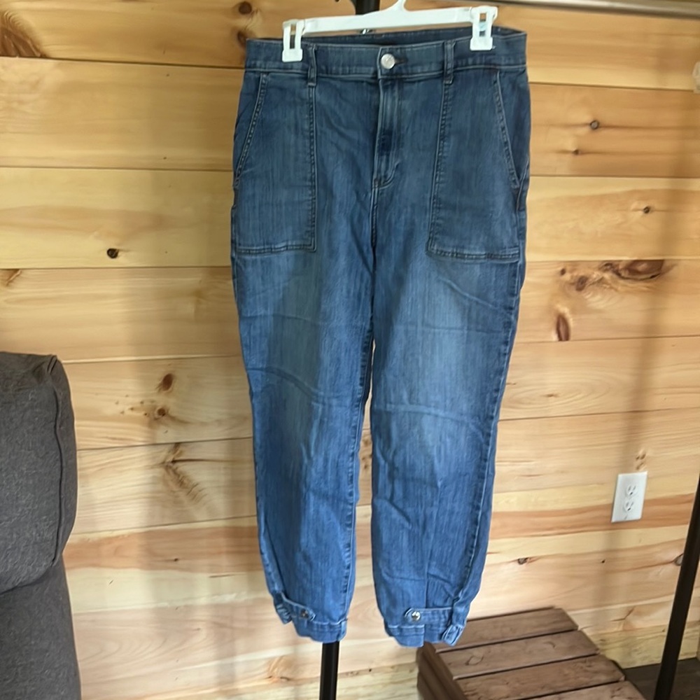 Womens size 12 Express jeans